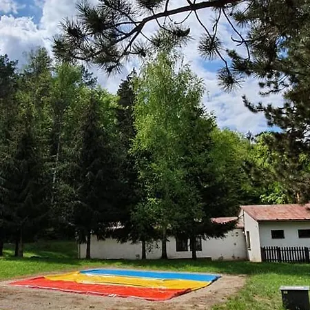 APARTMÁN - RETRO domeček *